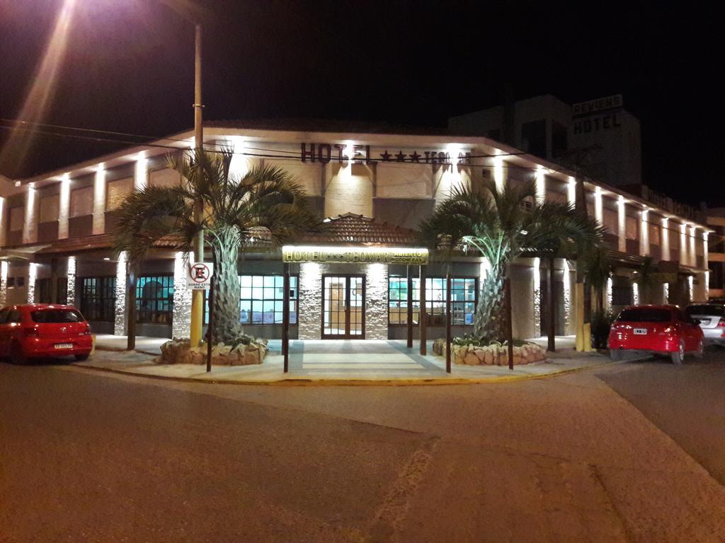 Hotel Teomar Villa Gesell Bagian luar foto